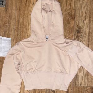 Cropped Hoodie